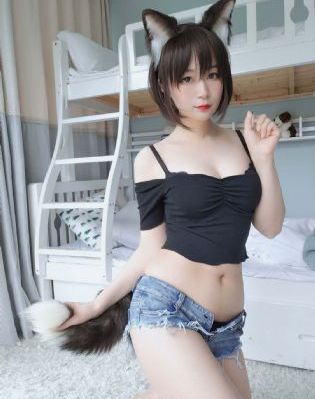 扒丝袜免费高清在线播放_最近手机在线观看